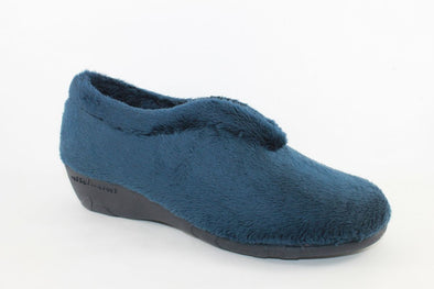 Zapatilla cerrada de mujer con cuña Vulladi 276-123 Marino
