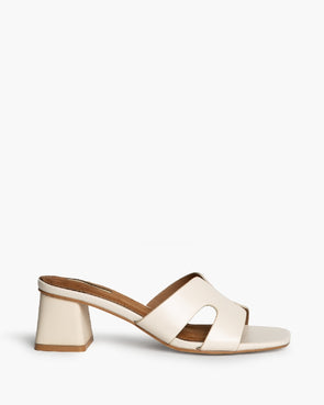 Sandalia de mujer Corina M5370 Beige