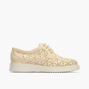 Bluche con picados de mujer Pitillos 10383 Beige